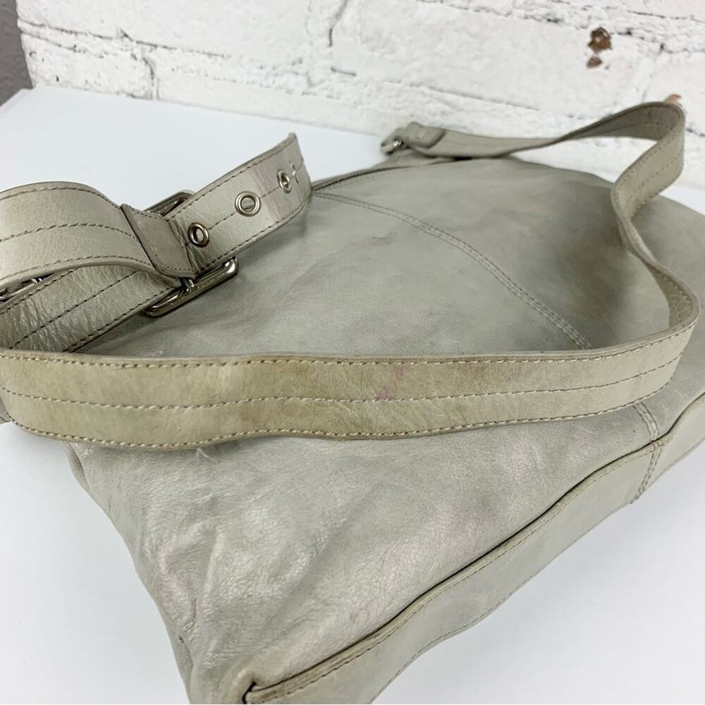 Hobo Lorna Grey Leather Zip Front Crossbody Bag Purse - Picture 10 of 12